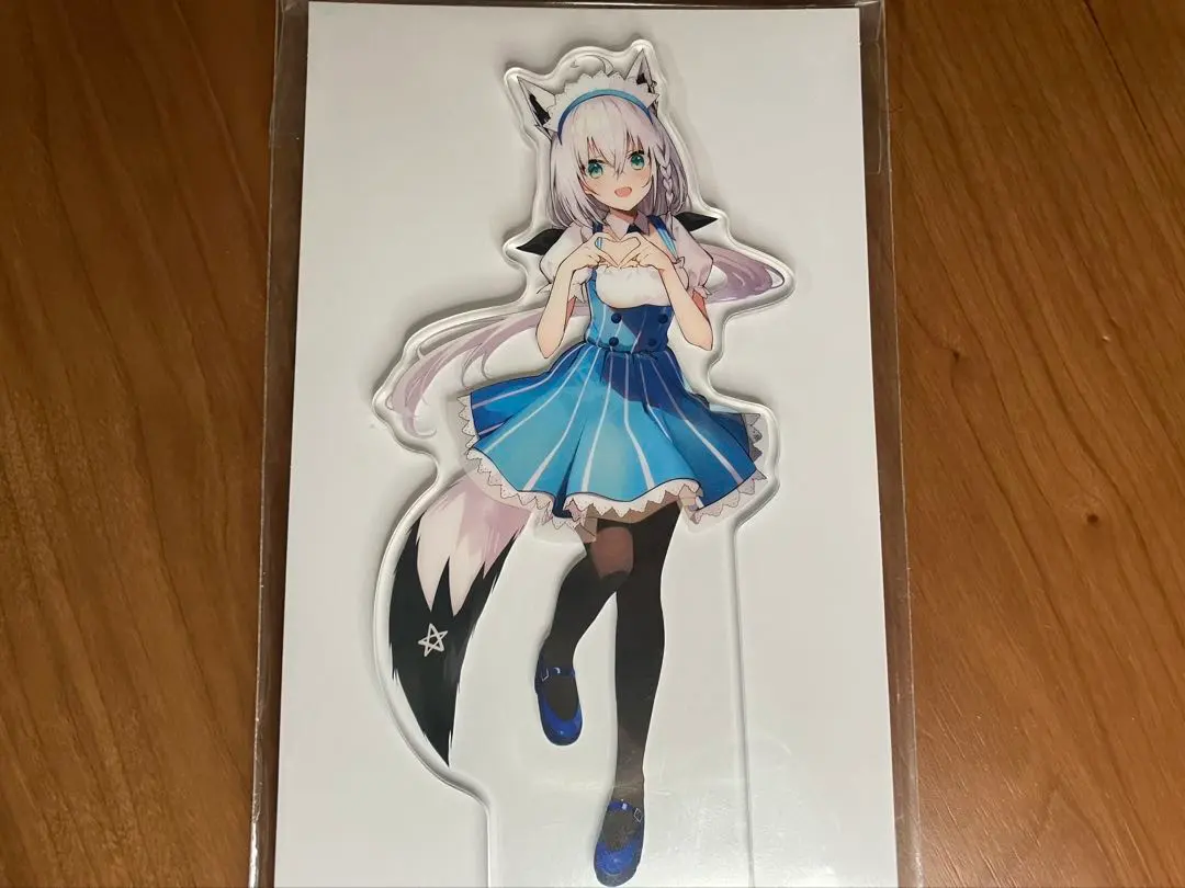 Thumbnail of Shirakami Fubuki Acrylic Stand