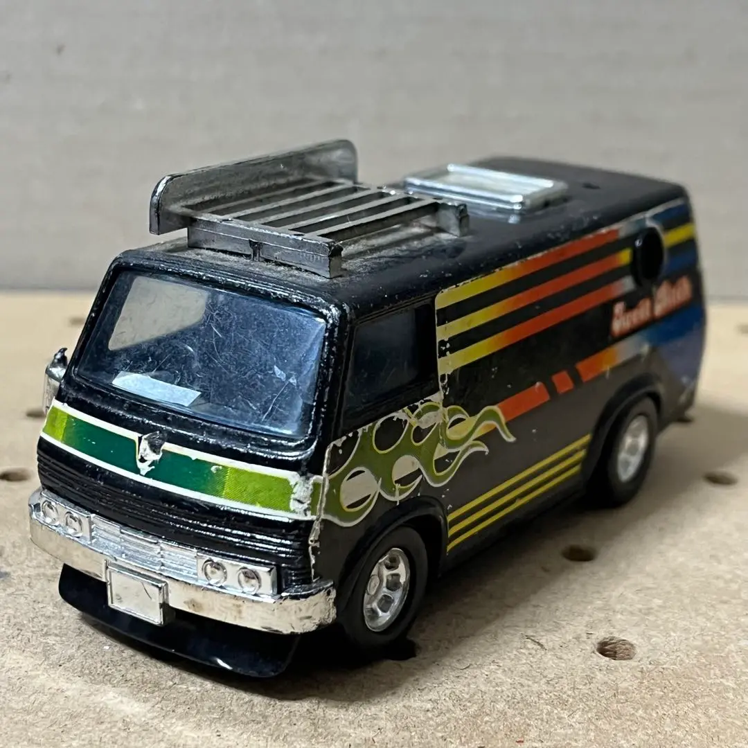 ヨネザワ　ダイヤペット　ニッサンキャラバンパトカー ヨネザワ ダイヤペット ニッサンキャラバンパトカー - メルカリ