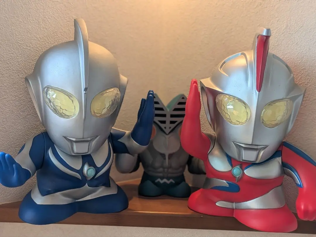 レア！ウルトラマン コスモス ビッグ貯金箱（☆ウルトラマン