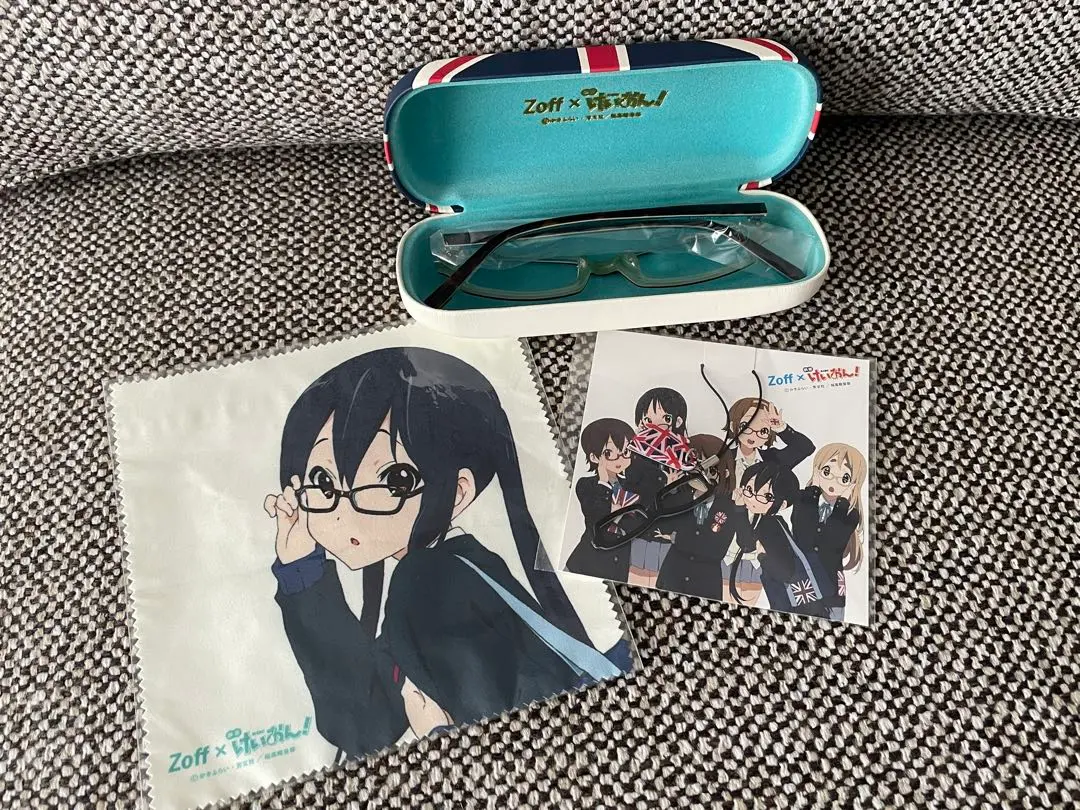 けいおん! 中野梓 メガネ 眼鏡 限定デカバッジ 缶バッジ レア けいおん! 中野梓 メガネ 眼鏡 限定デカバッジ 缶バッジ レア