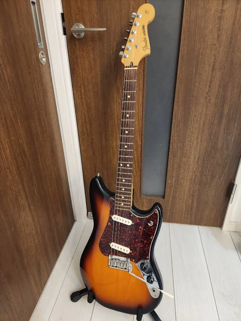 最終値下げ　フェンダー　サイクロン　メキシコ Fender Mexico Cyclone White 1998年製 買取りました！#船橋
