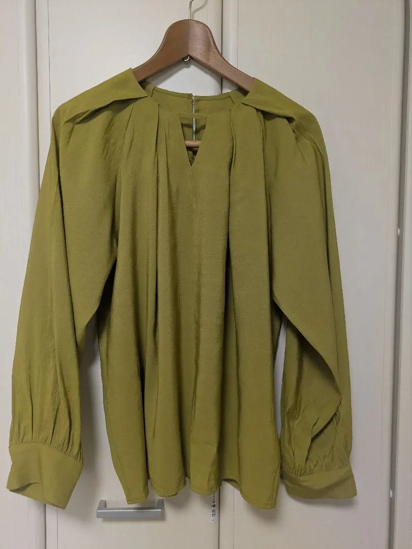 Thumbnail of Antiqua Olive Green Long Sleeve Shirt, F Size