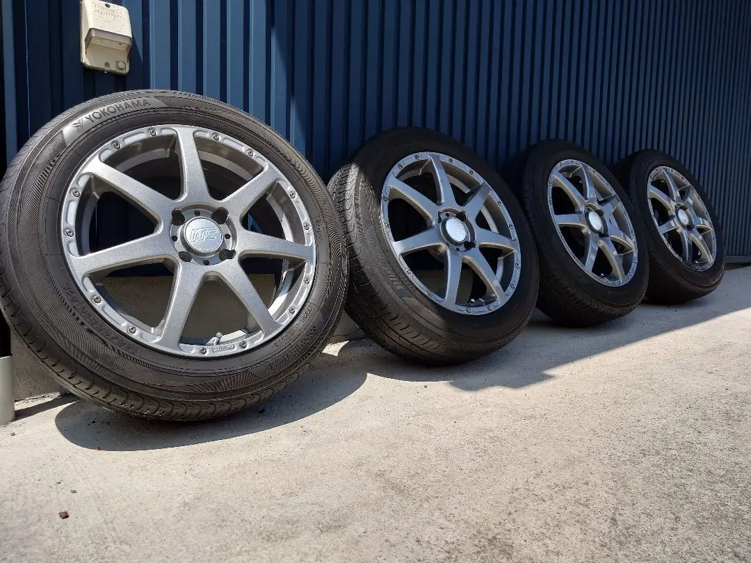 RAYS　4本セット　15インチ5.5J 100ピッチ　4穴　限定ホワイトカラー RAYS (4本セット価格) 15インチ 7.0J 4/100 VOLK RACING TE37