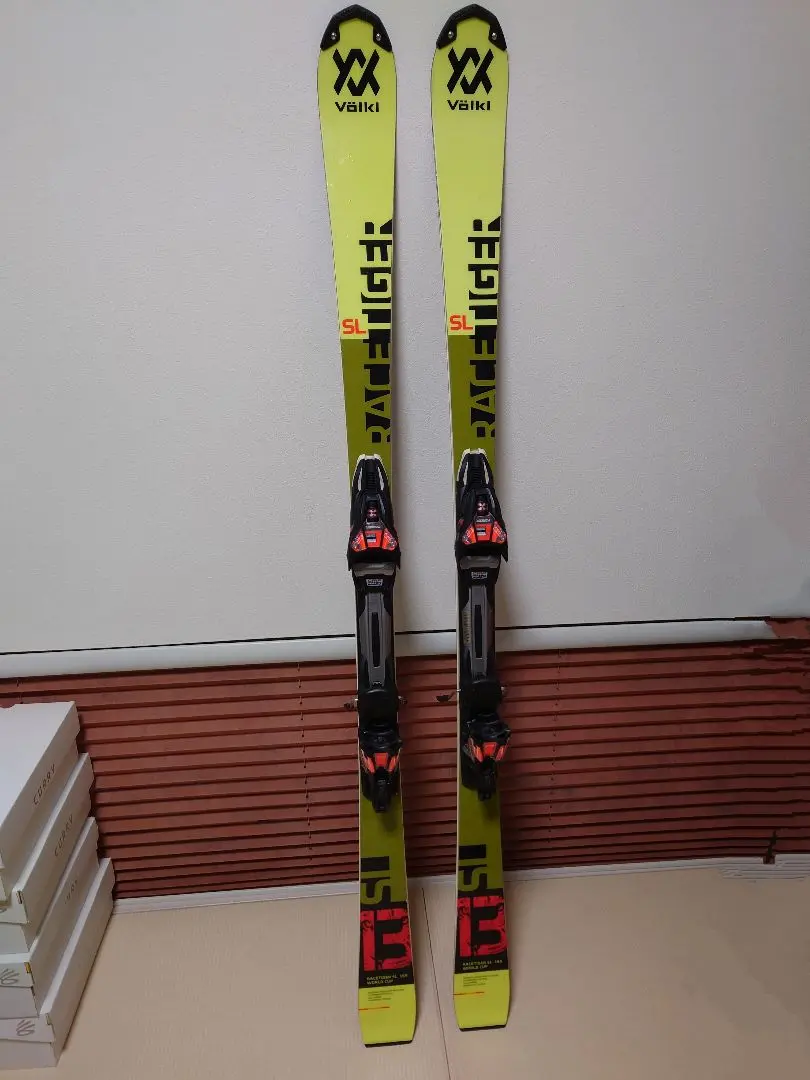 ★ＵＳＥＤ★フォルクル　レースタイガーSD 165ｃｍ　ホットワックスサービス！ ☆USED☆フォルクル レースタイガーSD 165cm ホット