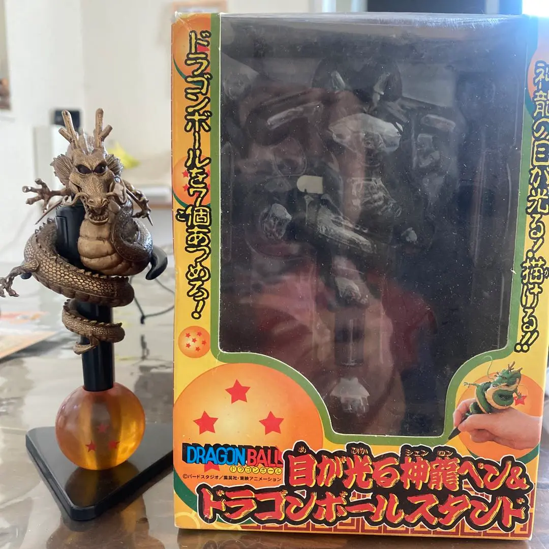 目が光る神龍ペン＆ドラゴンボールスタンド ドラゴンボール 目が光る神龍ペン&ドラゴンボールスタンド