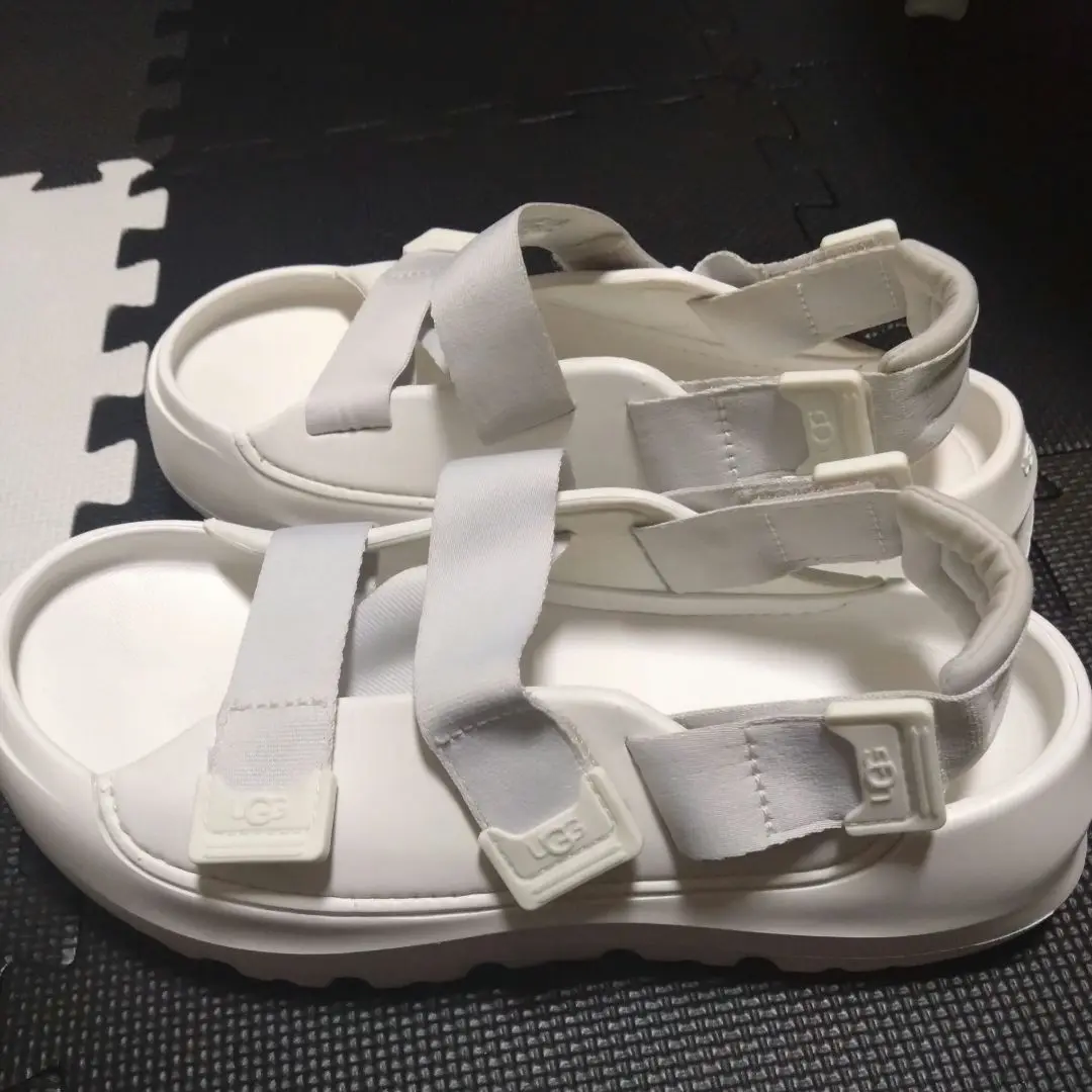 2025年最新】Stratus uggの人気アイテム - メルカリ