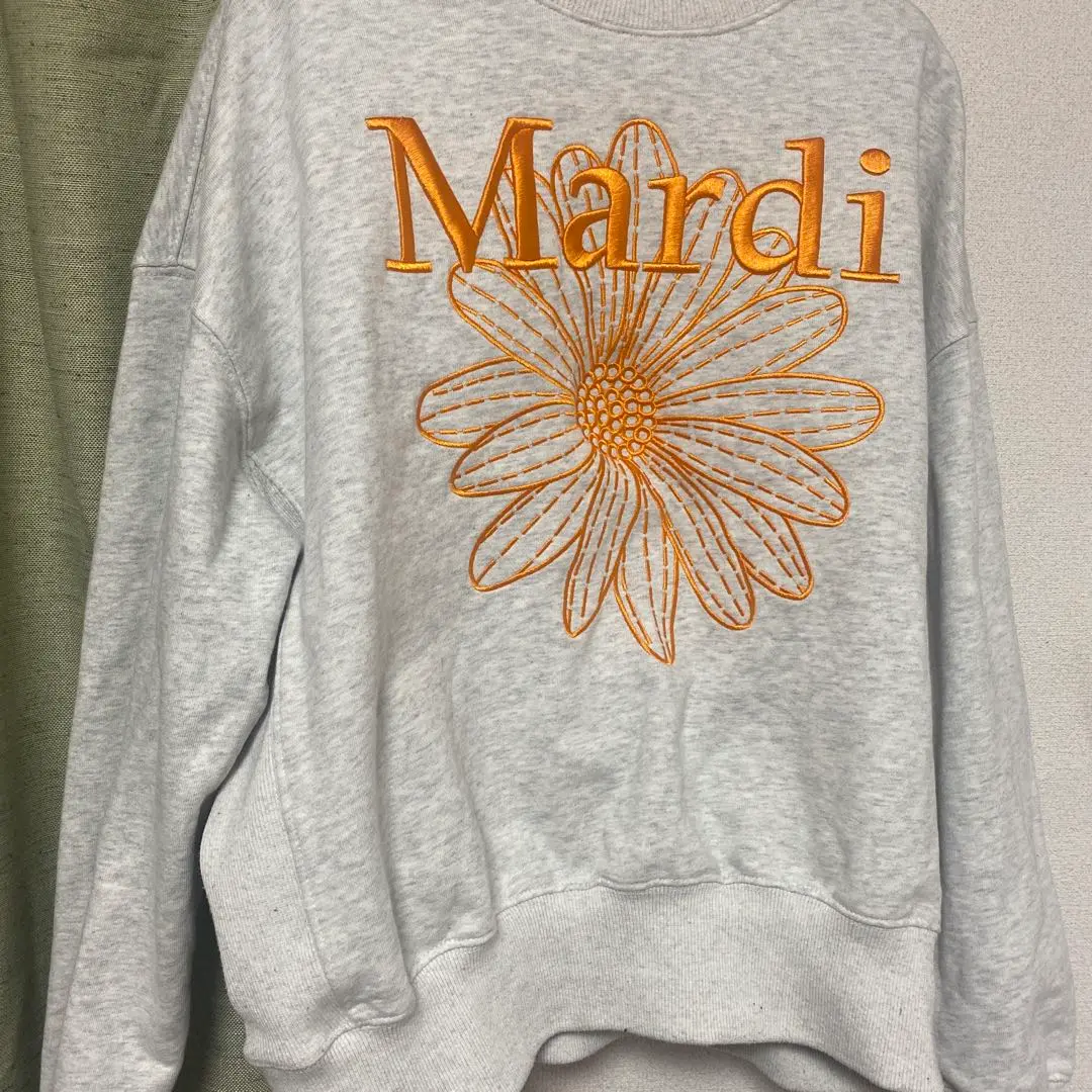 【美品】Mardi Mercredi マルディメクルディ スウェット オレンジ Mardi Mercredi マルディメクルディ スウェット SWEATSHIRT