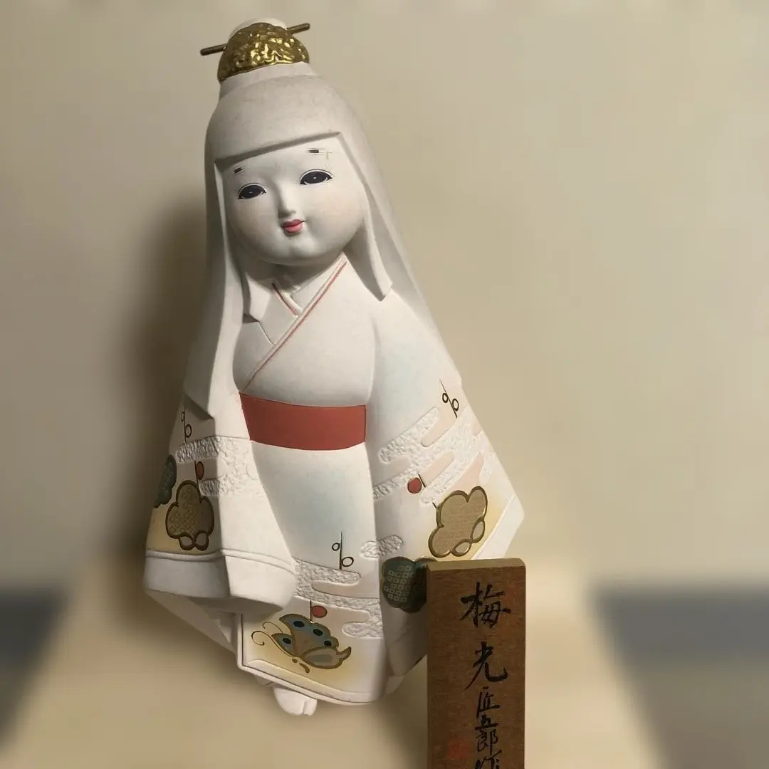日本娃娃 白衣 紅腰帶 博多人偶 梅光匠五郎作 的縮圖