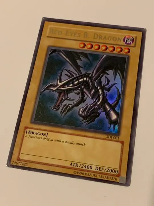 【極美品】レッドアイズブラックドラゴン 韓国版SDJ-KR001 Amazon.co.jp: YAP1-JP002 UR 真紅眼の黒竜【遊戯王シングル
