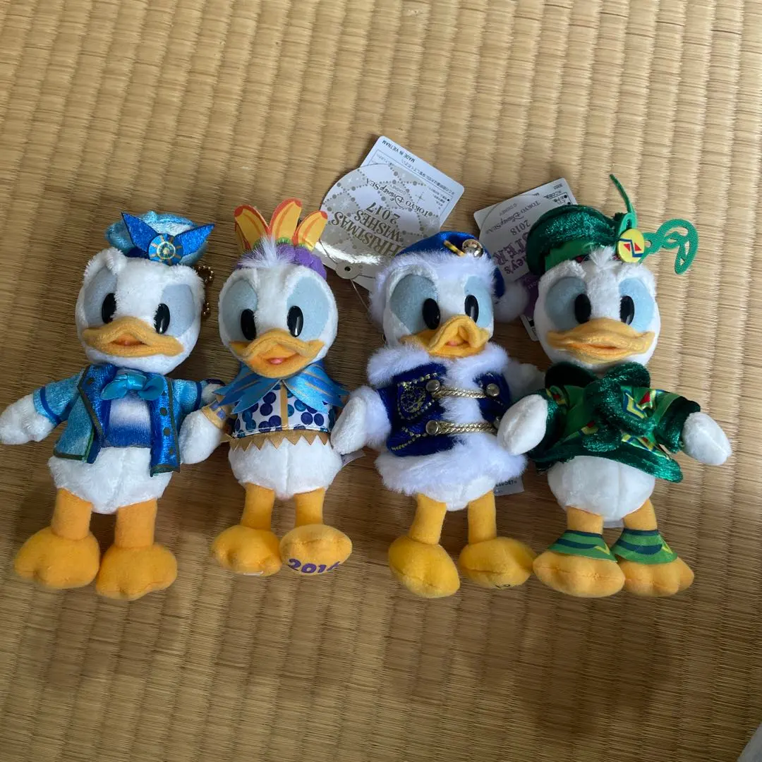 Thumbnail of Final Price Reduction: Donald Duck Plush Toy Set of 4