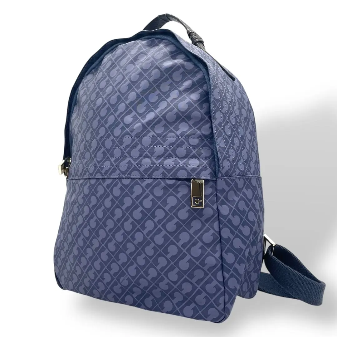 ゲラルディーニ　リュック♡ネイビー　たっぷり容量　超軽量 ゲラルディーニ リュック♡ネイビー たっぷり容量 超軽量