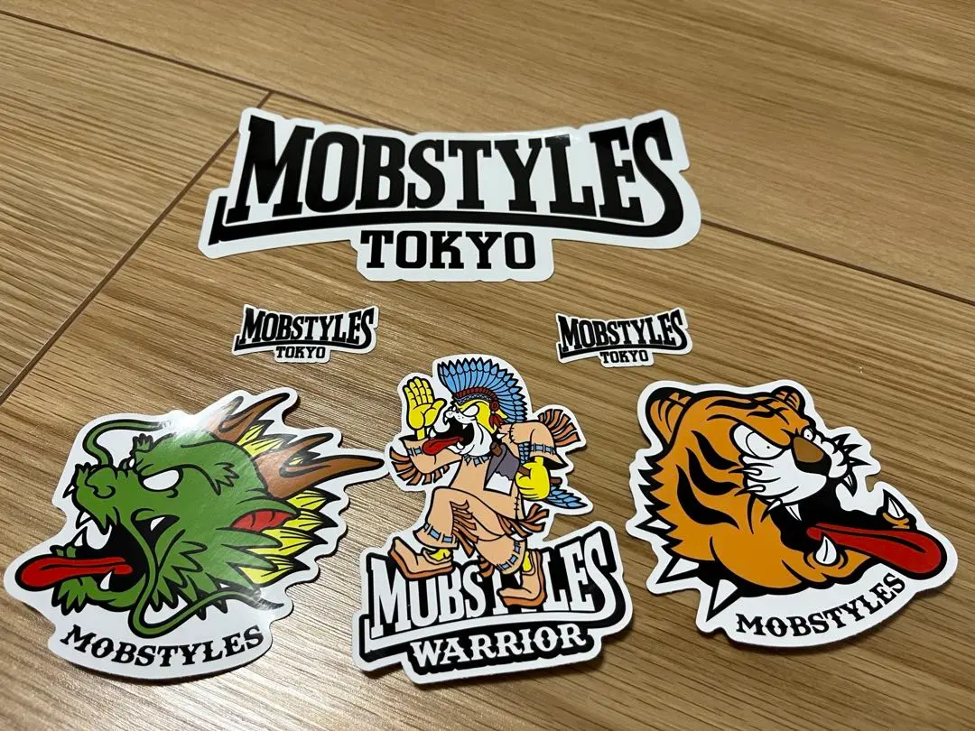 レア❗️貴重‼️MOBS モブス　ステッカー 2枚。 MOBB モブ ステッカー2種類2枚 未使用品 - メルカリ