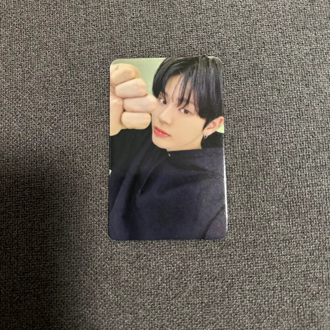 Thumbnail of EVNNE store benefit trading card jump up Moon Jung