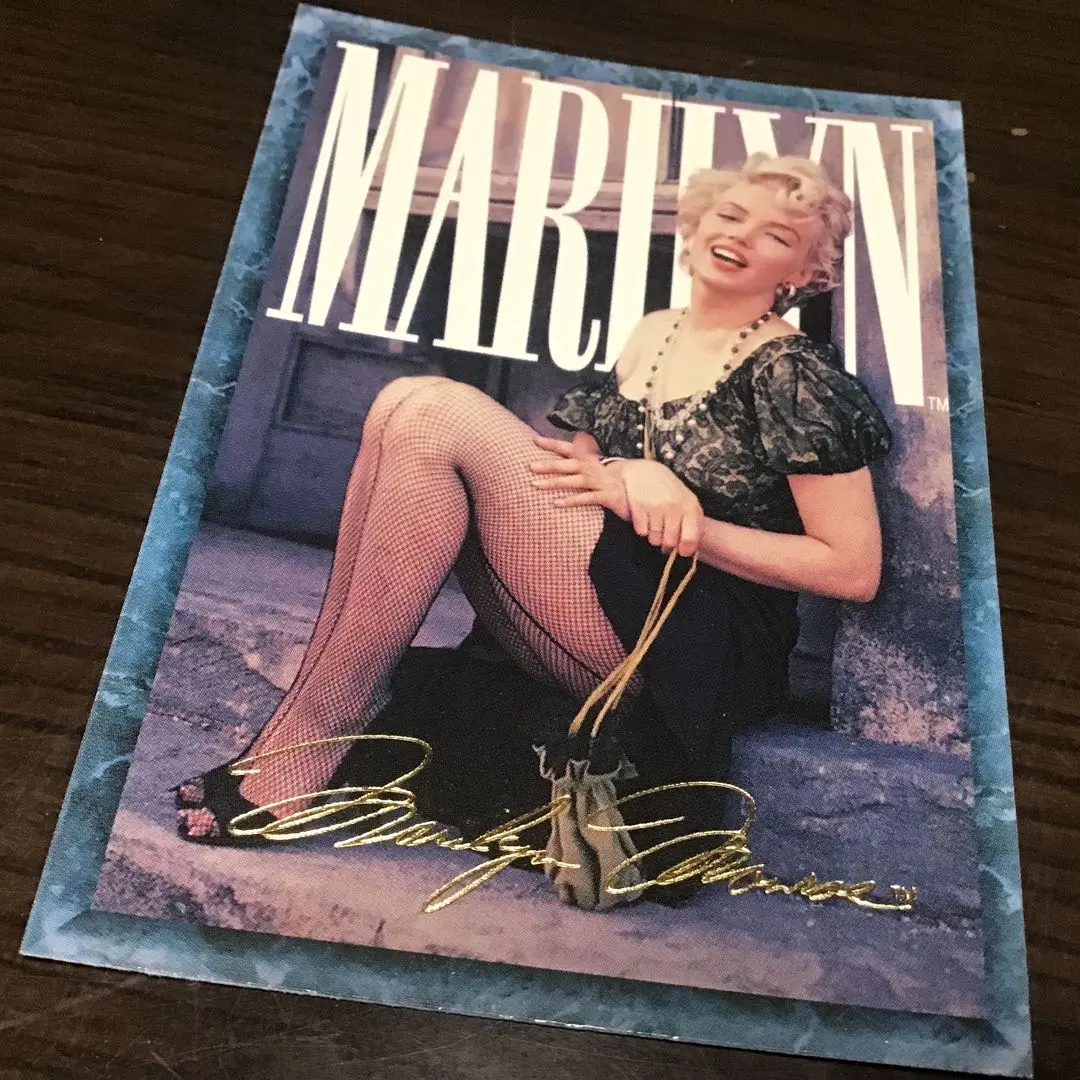 Thumbnail of Marilyn Monroe Trading Card 49
