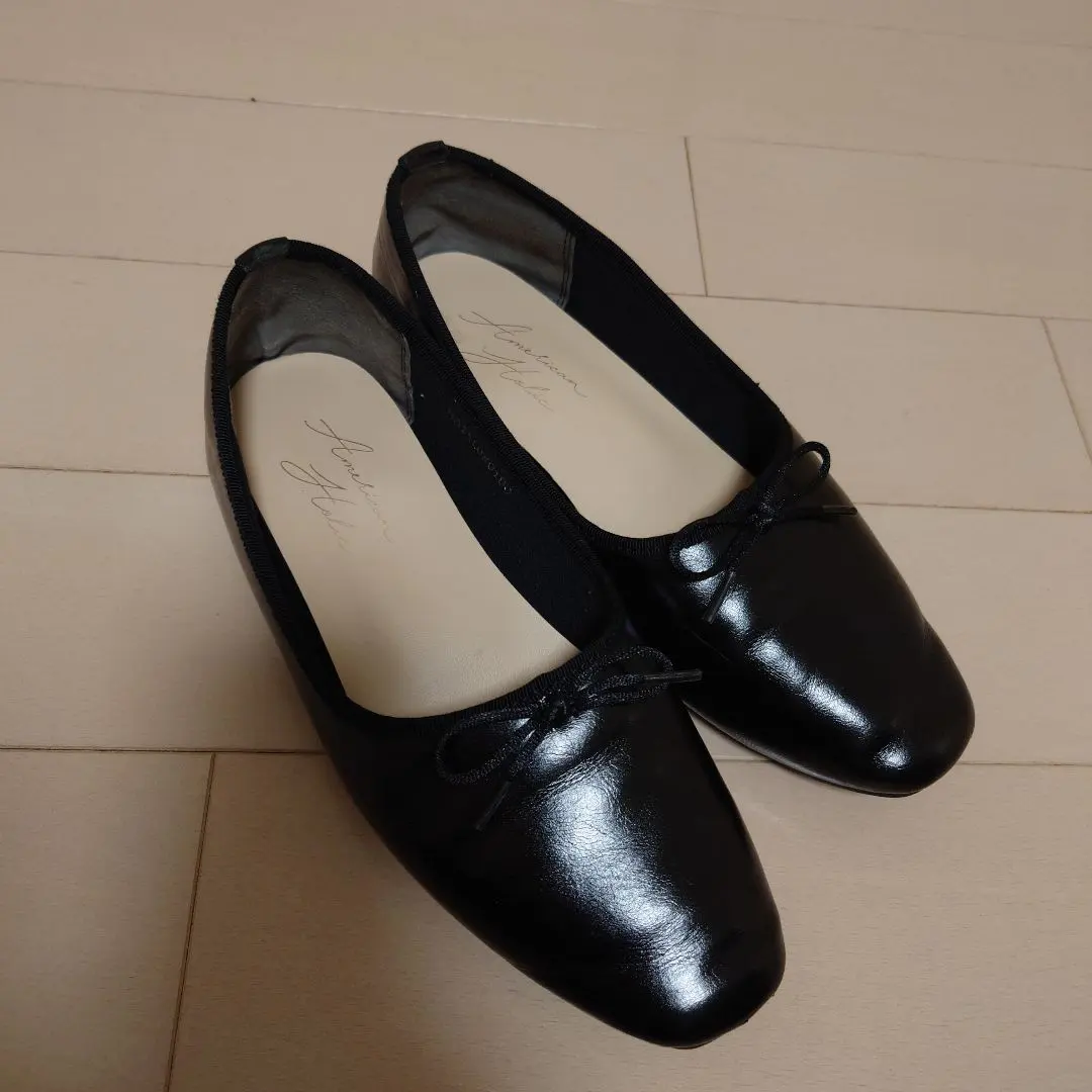 Thumbnail of American Holic Black Ballet Flats