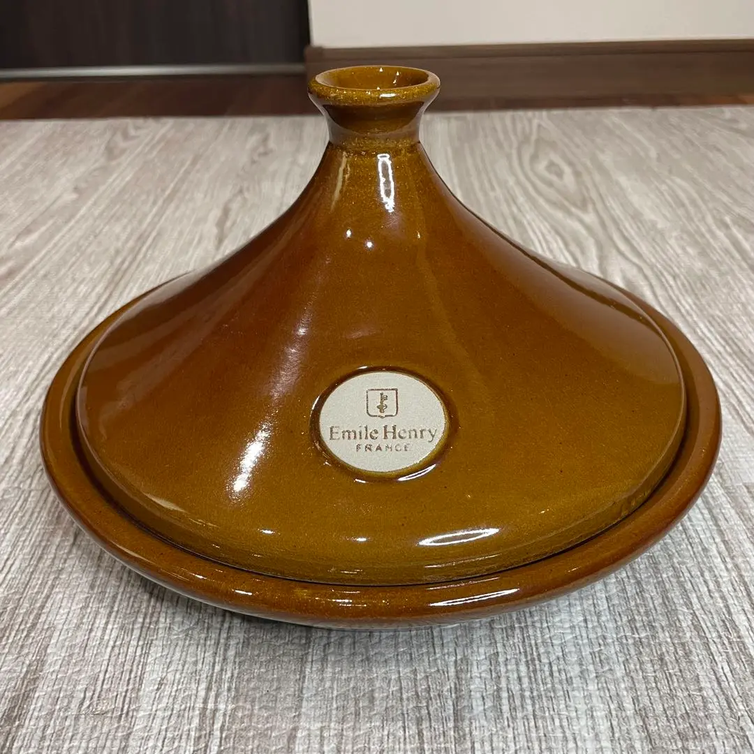 未使用　Emile Henry Mサイズ　エミールアンリ タジン鍋　説明書付き 406)エミールアンリ 「タジン鍋」と「本」 - メルカリ