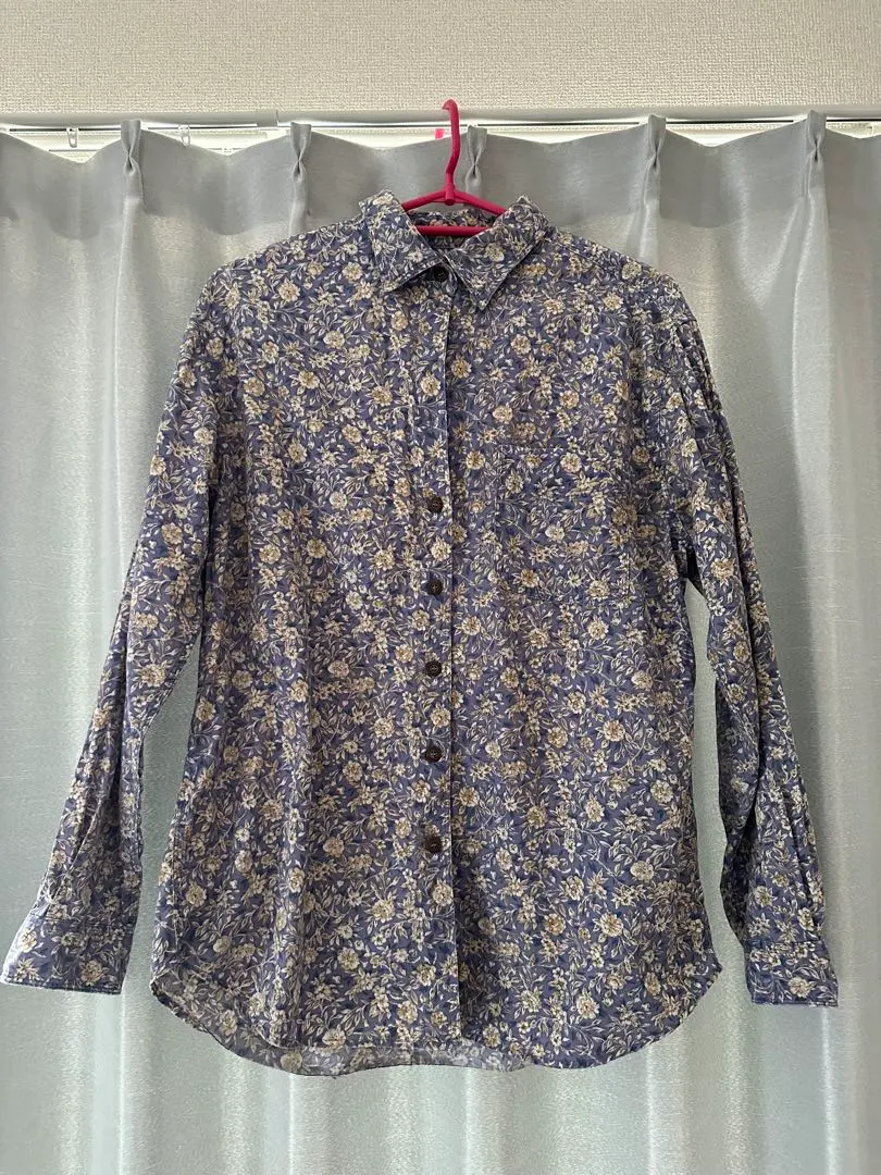 Thumbnail of Patterned shirt, vintage
