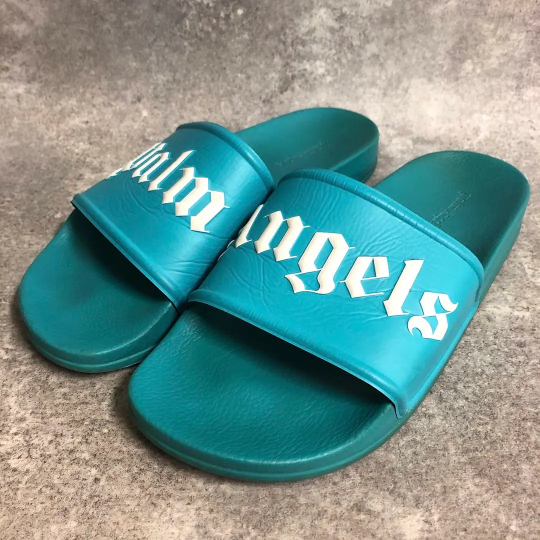 【PALM ANGELS】メンズサンダル Palm Angels (パームエンジェルス) エンボスロゴ スライド
