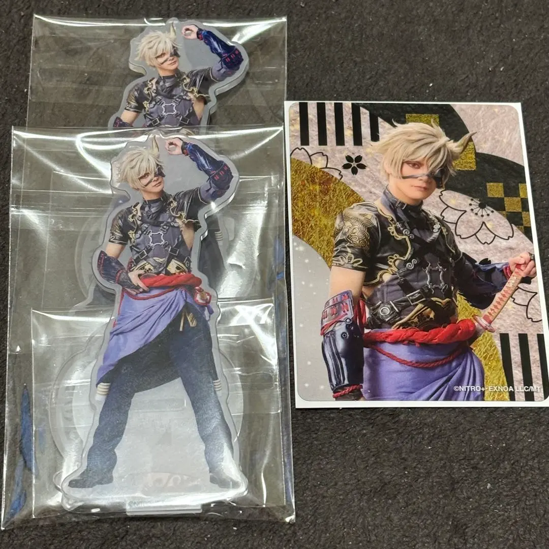 Thumbnail of Toumyu (Musical "Touken Ranbu") Medetaki Uta Homare Hana Mai acrylic stand and clear card featuring Onimaru Kunitsuna