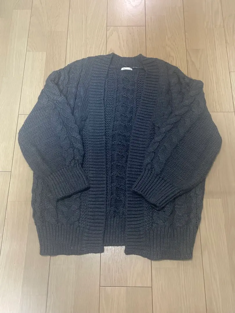 Thumbnail of GU knit cardigan, gray