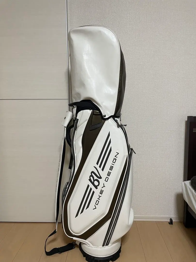 最終お値下げ　Titleistタイトリスト9.5型プロモデル(WH×BK) Amazon | タイトリスト(TITLEIST) ツアー キャディバッグ