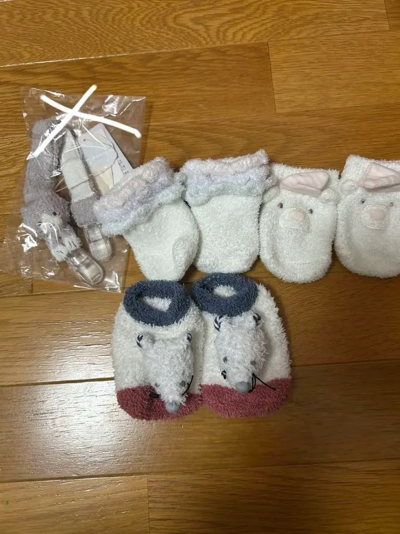 Thumbnail of Baby socks, baby socks