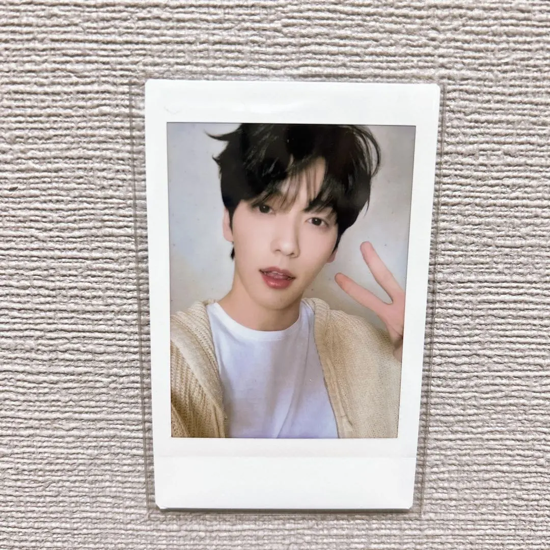 Thumbnail of TXT instant photo Cheki (camera) Soobin