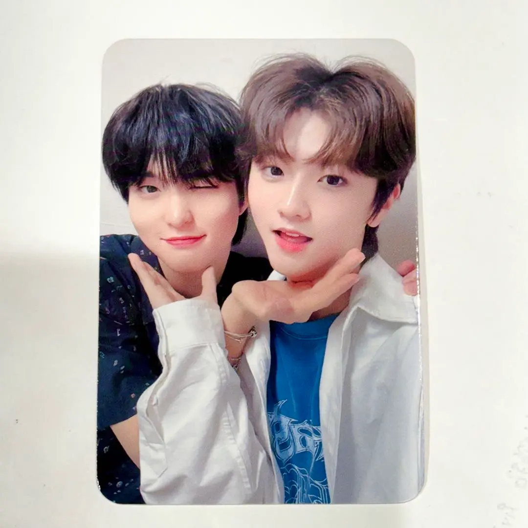 Thumbnail of Wooseok & Keidan from FANTASY BOYS - Face-to-Face Signing Event Bonus - Unreleased Trading Card