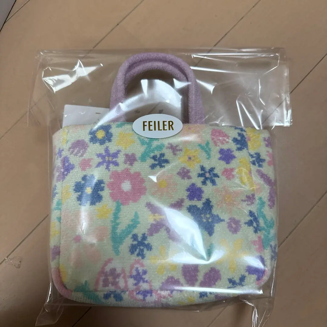 【即日完売品】WEB限定 FEILER ミニーマウス 手つき巾着 インマイリボン フェイラーからミニーマウス柄ハンカチ、ポーチ、トートが登場