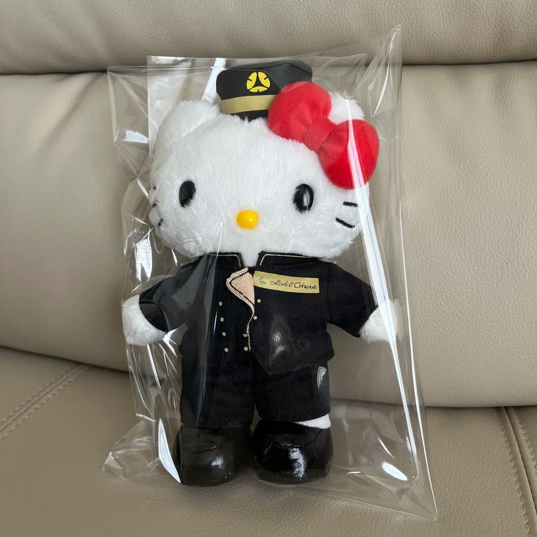 Sanrio ハローキティ　ホテルオークラ　コラボ ぬいぐるみ　おまとめ売り Amazon.co.jp: ハローキティ 制服シリーズ ぬいぐるみS ホテル