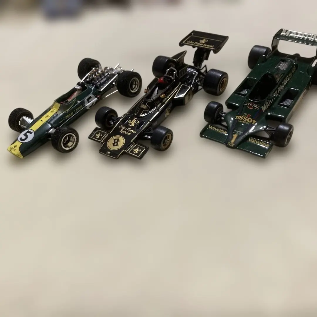 Thumbnail of Calzo & Western 1/43 Lotus F1 3-Car Set