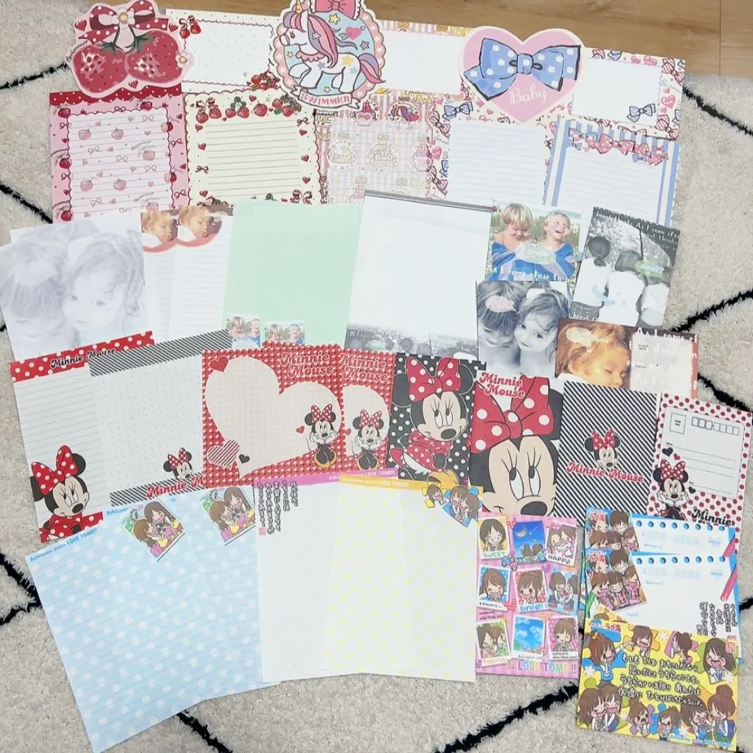 Thumbnail of Heisei Retro Letter Set: Love Friends, Minnie Mouse, SWIMMER, Foreign Girl