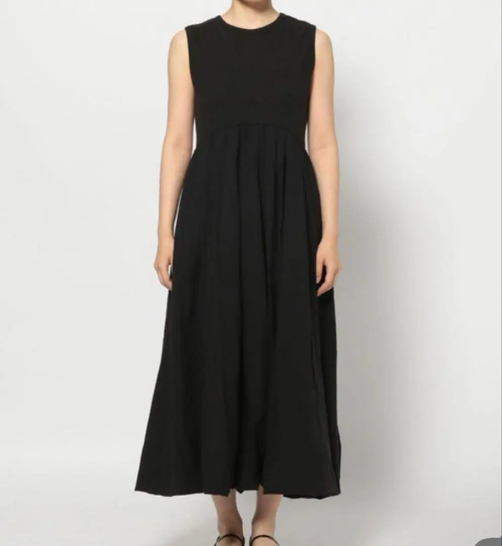 Thumbnail of Balloon Sleeve Dress with Detachable Collar, Sleeveless, LOWRYS FARM, Black, No Collar