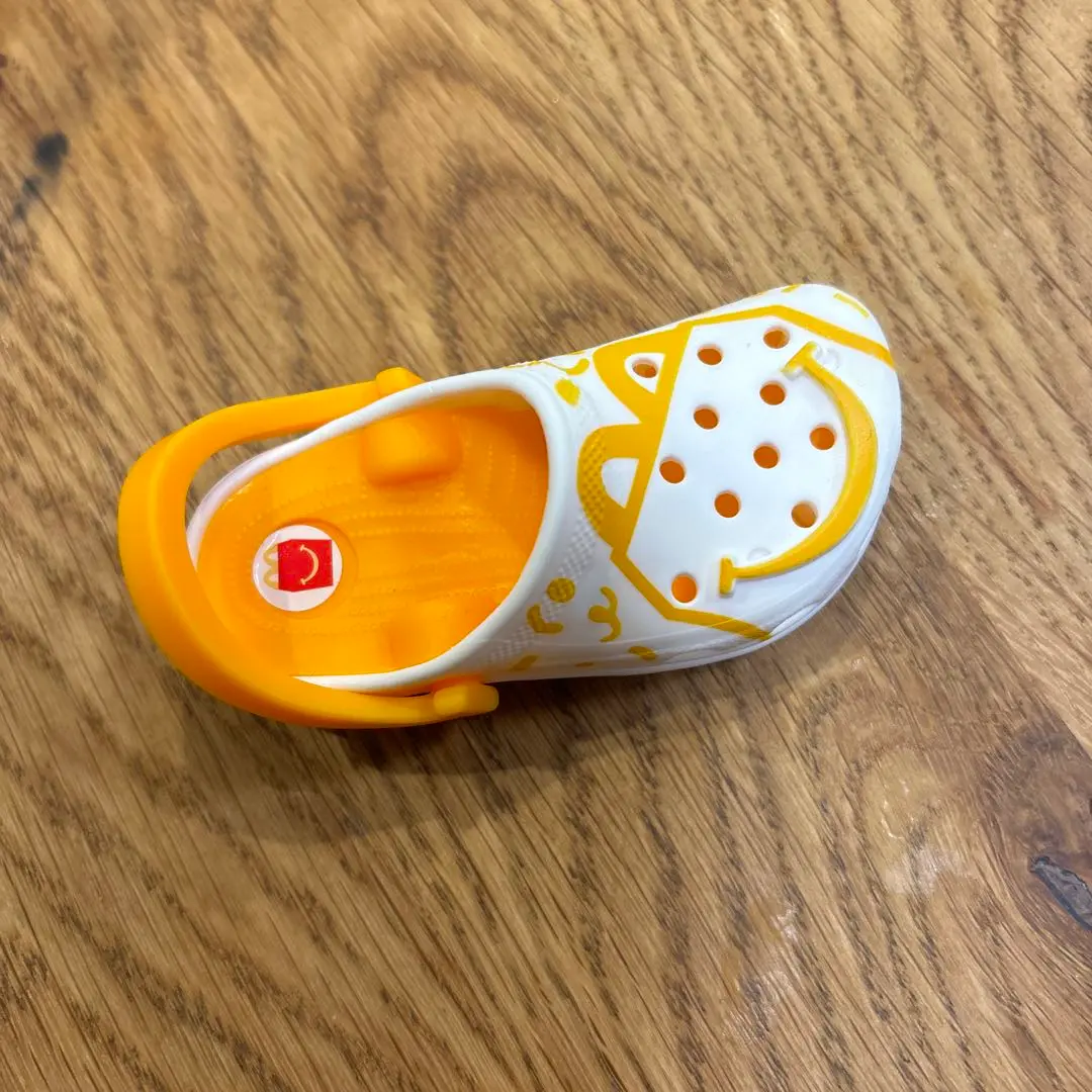 けいてぃ　アメリカ版　マクドナルドcrocs 3.4.5.6.7.8 Amazon | Crocs (クロックス) 男女兼用 大人用 マクドナルド X