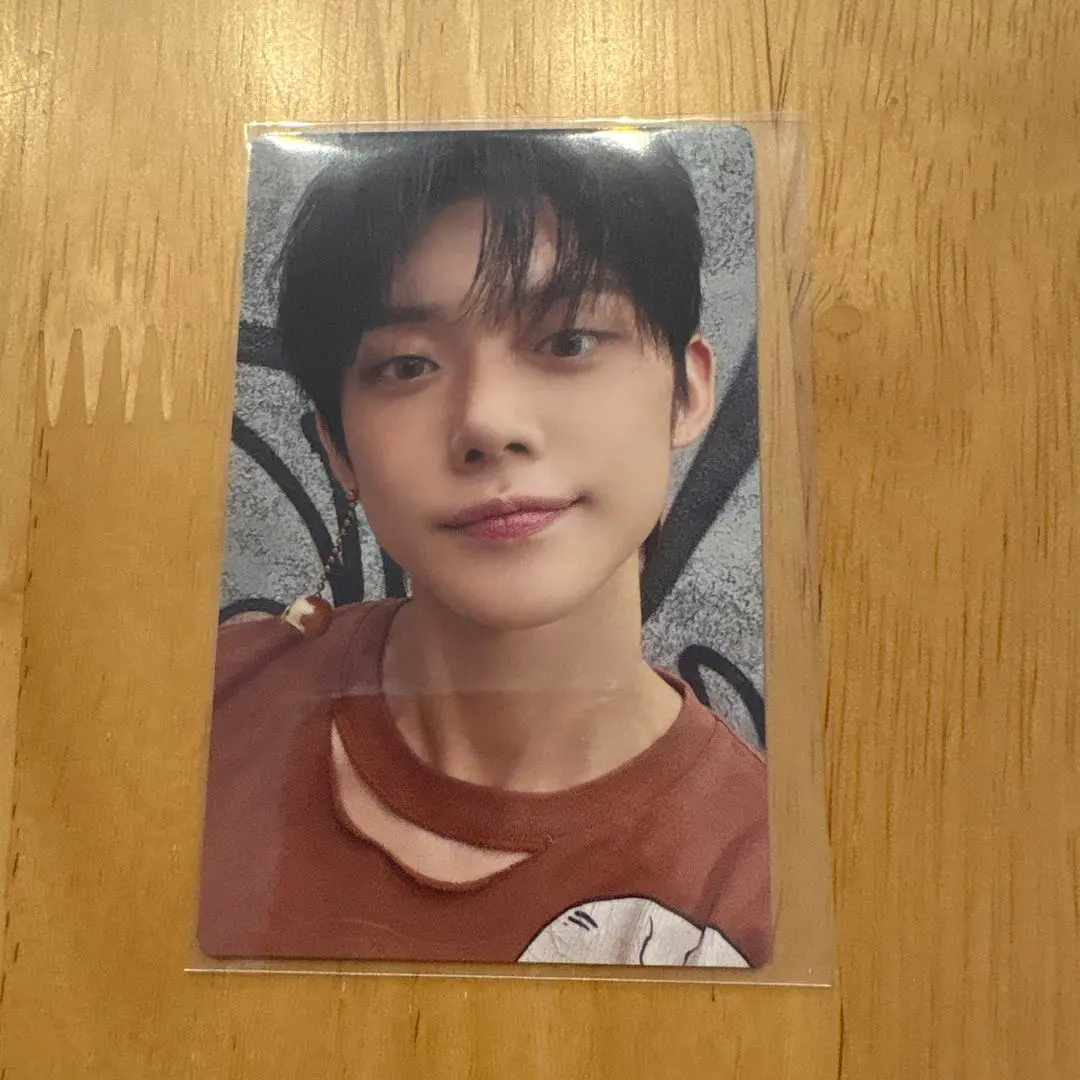 Thumbnail of TXT Yeonjun trading card: Vow