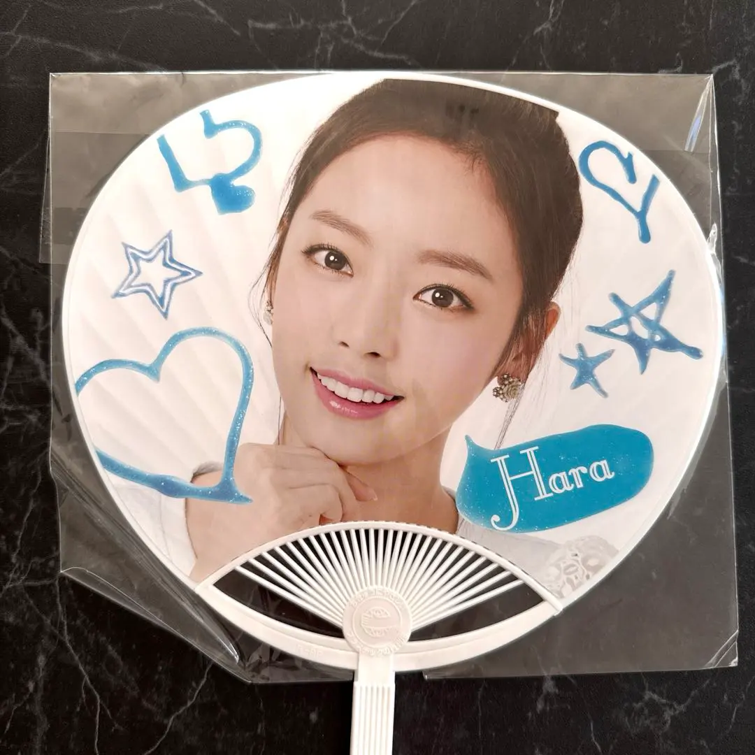 2025年最新】kara ハラ うちわの人気アイテム - メルカリ