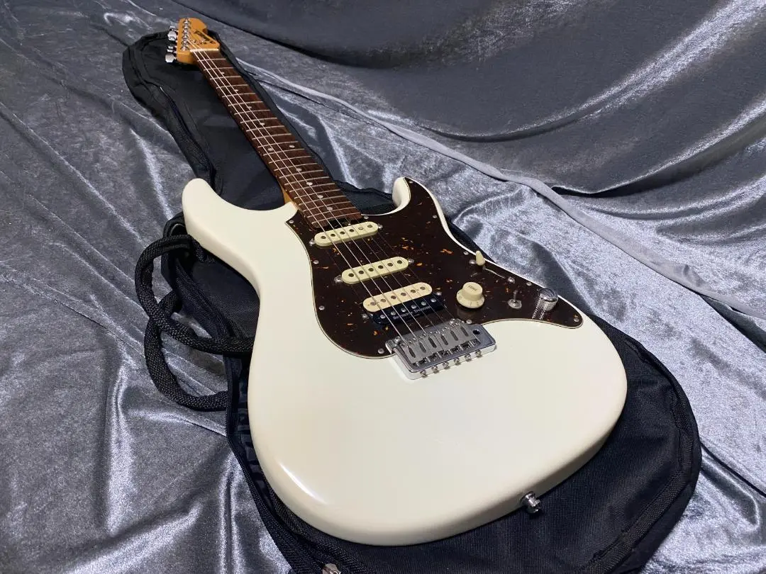 Edwards ストラトキャスター ダンカン3発 ラッカー仕上げ Edwards E-SE-100M/LT BLK 税込販売価格 ￥59,800- 新品特価