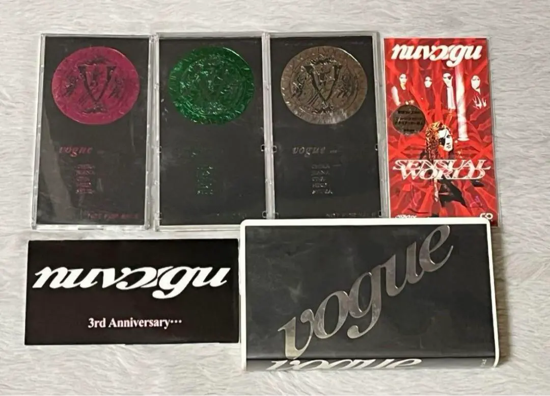 nuvɔ:gu ニューヴォーグ シングルCD ビデオセット 流行に nuvɔ:gu ニューヴォーグ シングルCD ビデオセット 邦楽