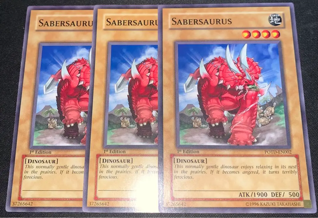 遊戯王　セイバーザウルス　英語　シークレット　３枚　LCJW-EN143 英語版 LCJW-EN143 Sabersaurus セイバーザウルス (シークレット
