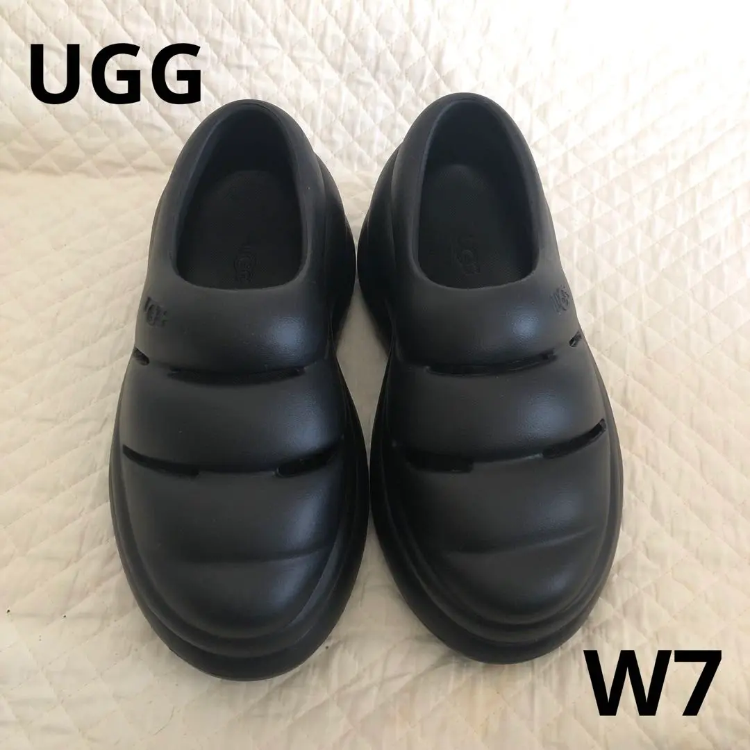 美品✨️UGG アグ スポート イヤー クロッグサンダル ブラック w9 楽天市場】UGG アグ スポート イヤー クロッグ スリッポン