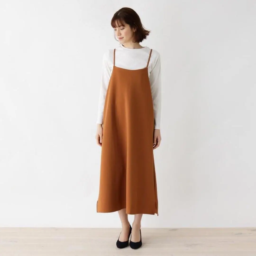 Thumbnail of Shu-La-Rue / DRESKIP (M) 2-piece set, unused cut-and-sew