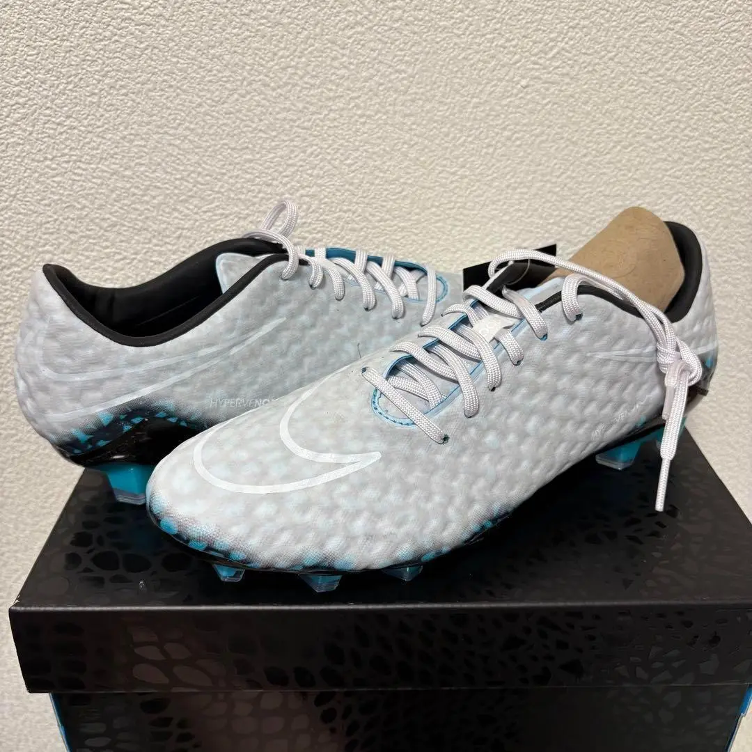 d*9様 新品未使用✨NIKE ハイパーヴェノム ファントムⅡ NJR FG N NIKE ナイキ ハイパーヴェノム ファントム II FG(ホワイト