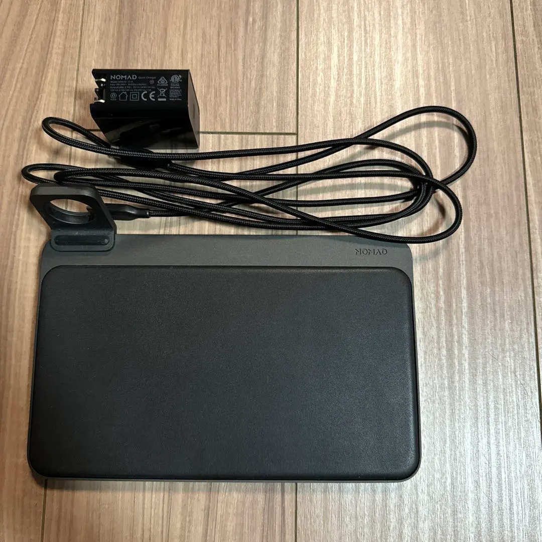 NOMAD - NOMAD Base Station Pro 中古完動品 NOMAD Base Station Proレビュー：ワイヤレス充電器の究極型