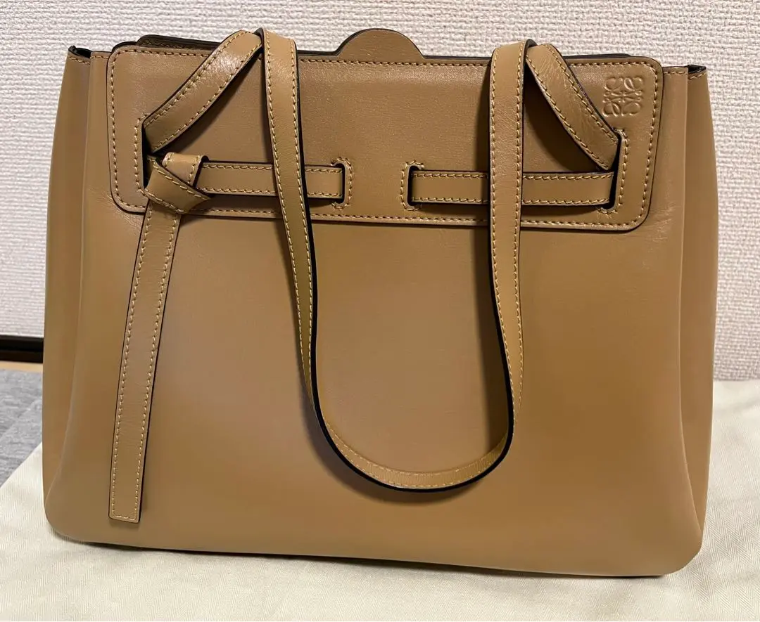 2025年最新】loewe ロエベ shopperの人気アイテム - メルカリ
