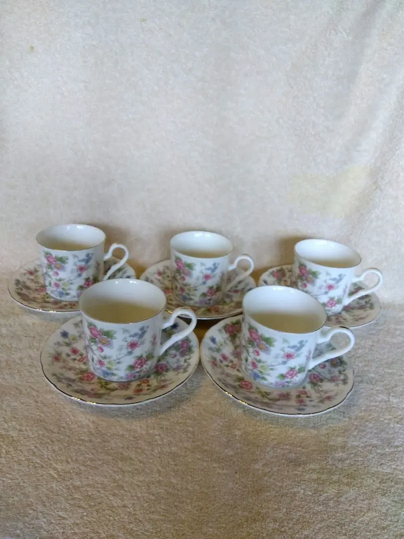 Thumbnail of Set of 5 floral cups and saucers