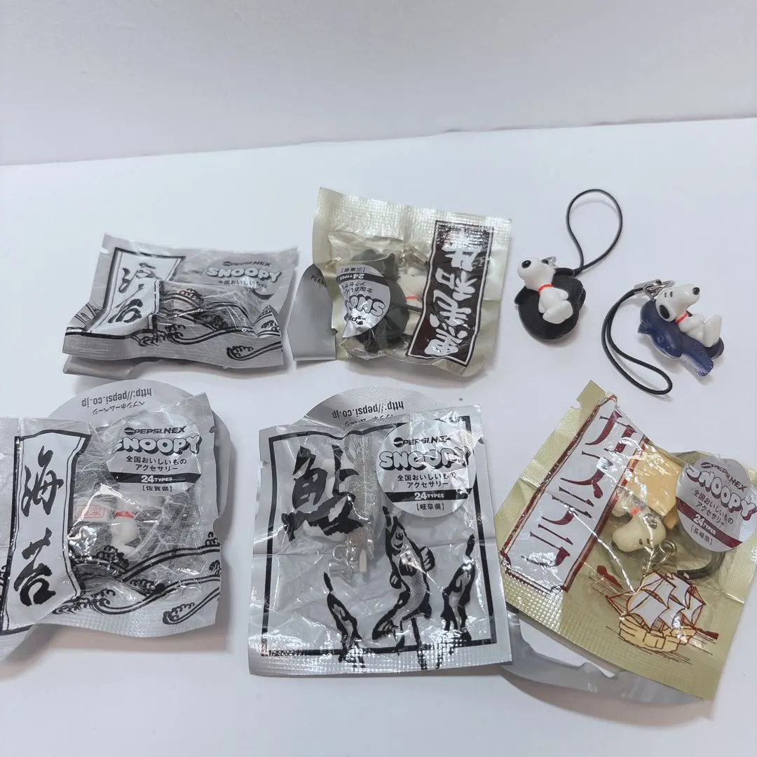 2025年最新】スヌーピー 全国おいしいものアクセサリー 弾の人気