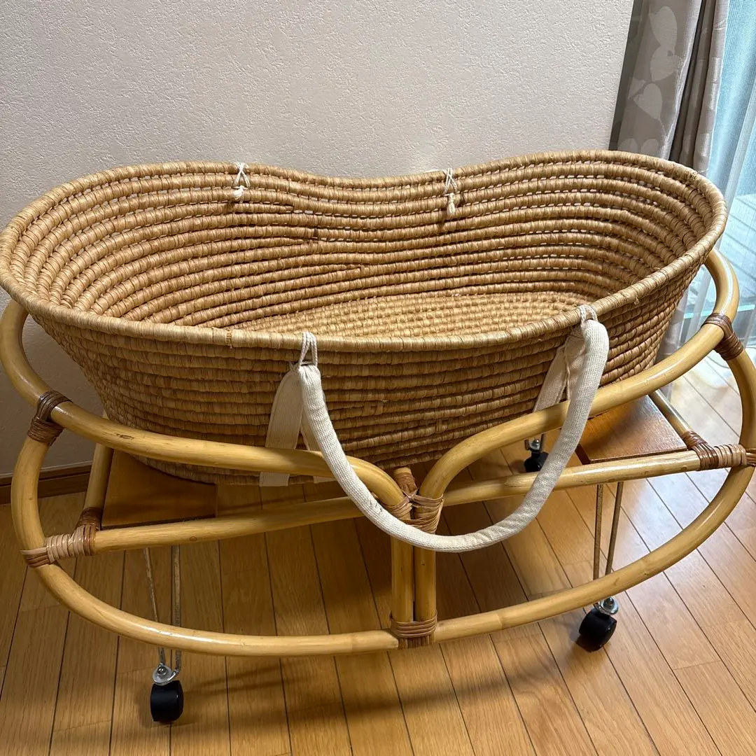 くんくんフランスビンテージ　ベビーベッド　ベビーカート　ラタンバスケット くんくんフランスビンテージ ベビーベッド ベビーカート ラタン
