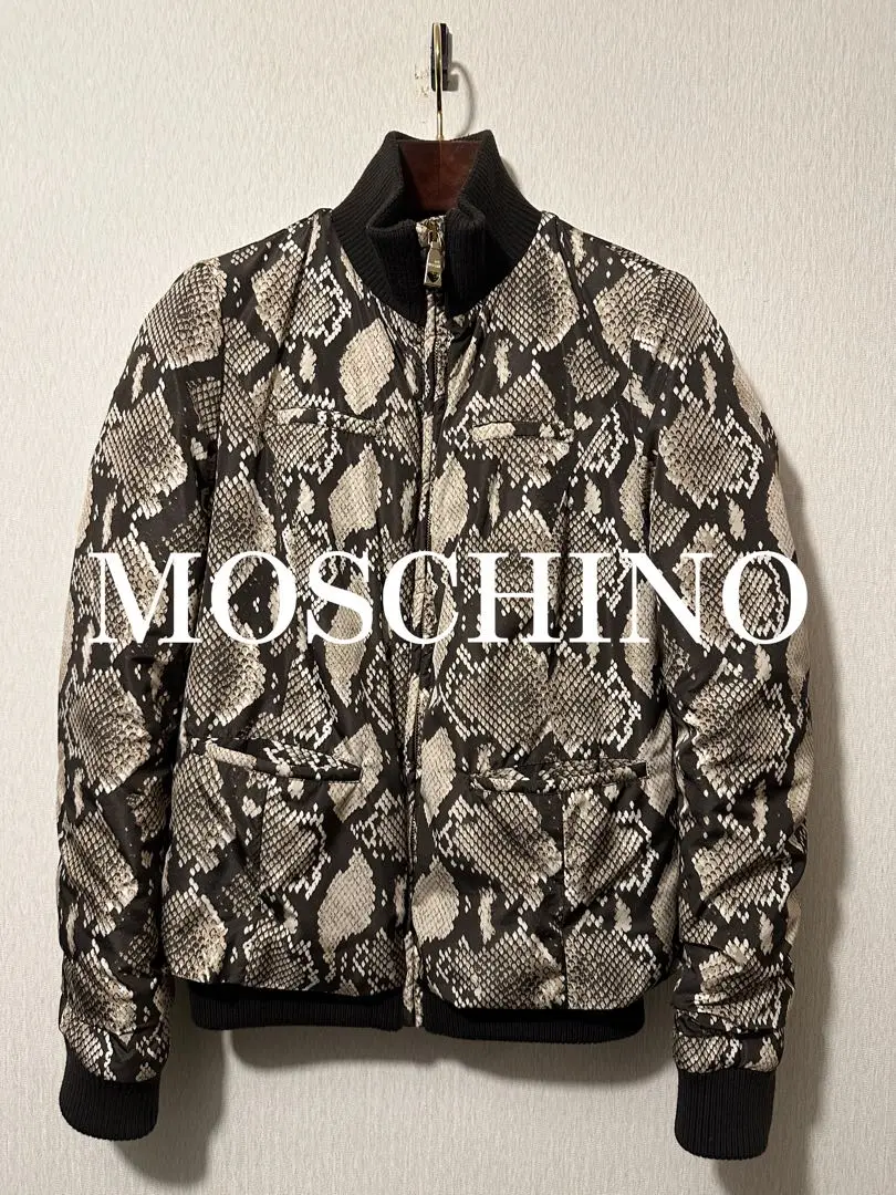 【YIIO】モスキーノ.レディースジャケット半袖 MOSCHINO 【中古】MOSCHINO モスキーノ レディース 半袖