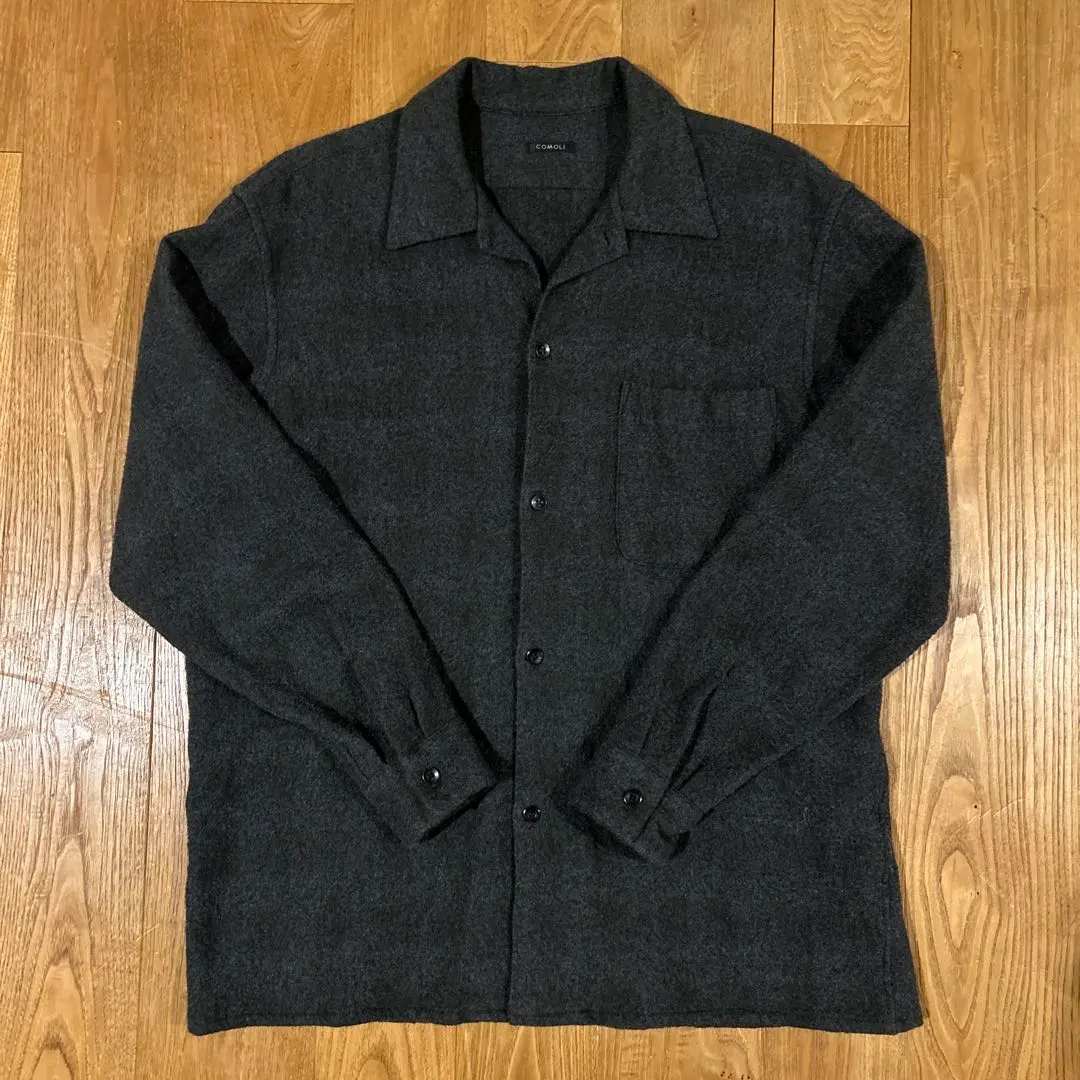 COMOLI 深灰綠長袖襯衫 尺寸2 的縮圖