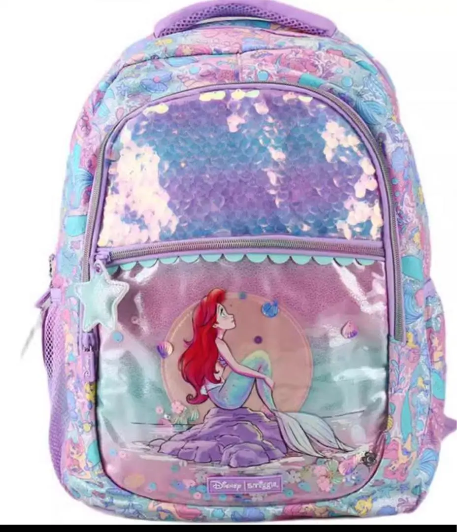 【新品】smiggle  スミッグル×ディズニー　コラボ　アリエル　バッグパック 新品】smiggle スミッグル×ディズニーコラボアリエルバッグパック